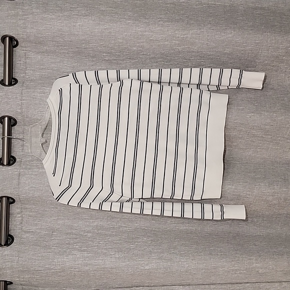 Banana Republic Navy & White Stretch Cardigan - Picture 2 of 9